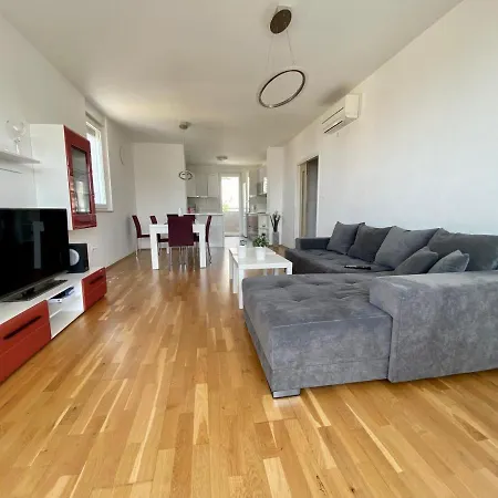 Vista Apartment